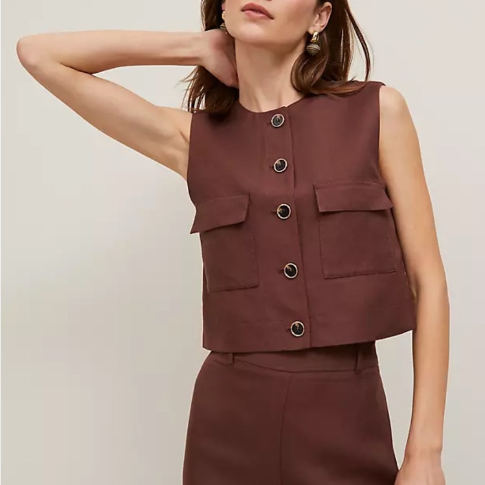 Ann Taylor | Button Down Sleeveless Vest